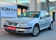 VOLKSWAGEN BORA 1.6 gasolina 105cv