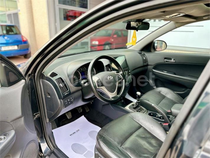 HYUNDAI i30 2.0 CRDi VGT Premium 5p.