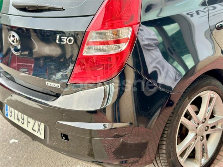 HYUNDAI i30 2.0 CRDi VGT Premium 5p.