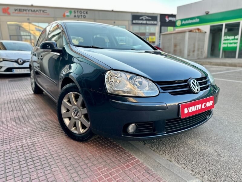 VOLKSWAGEN Golf 1.6 gasolina 102cv