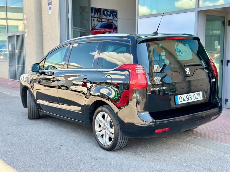 PEUGEOT 50008 2.0HDI Sport