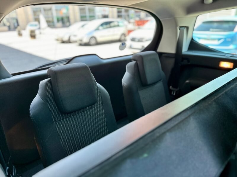 PEUGEOT 50008 2.0HDI Sport