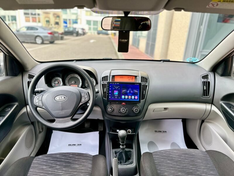 KIA ceed 1.4 Conceptline 5p.