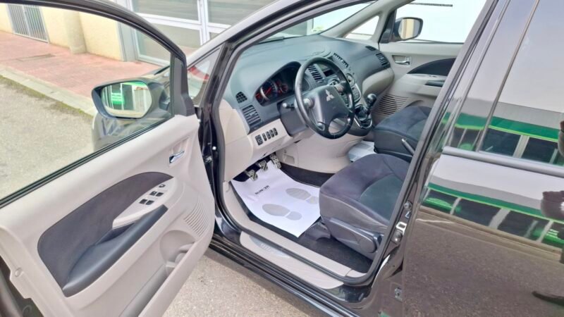 MITSUBISHI Grandis 2.0 CDTI