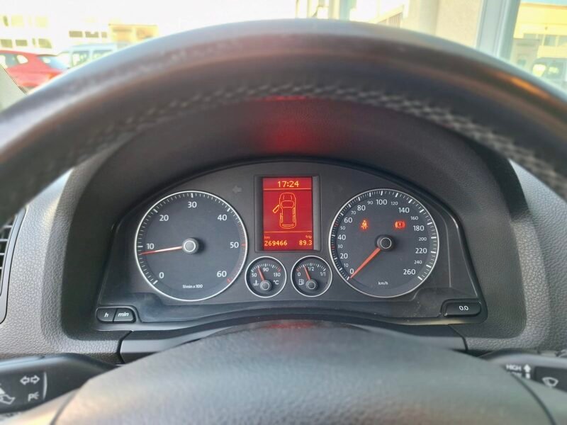 VOLKSWAGEN Golf GT 1.9TDI 105cv