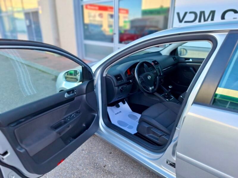 VOLKSWAGEN Golf GT 1.9TDI 105cv