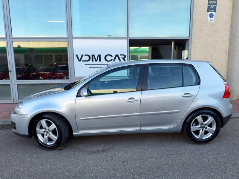VOLKSWAGEN Golf GT 1.9TDI 105cv
