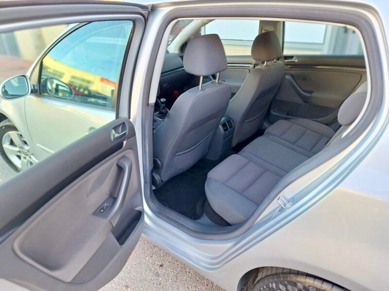 VOLKSWAGEN Golf GT 1.9TDI 105cv