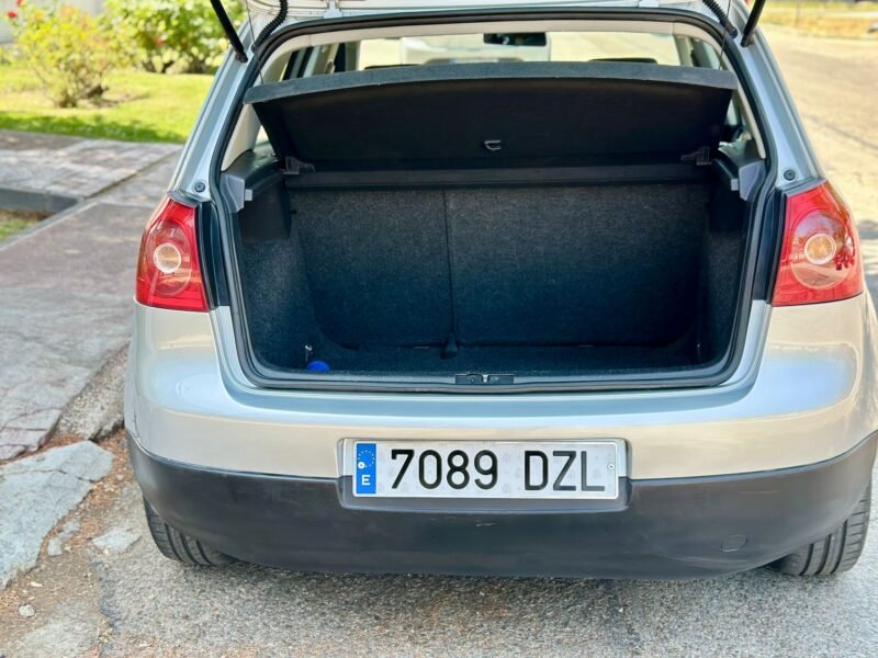 VOLKSWAGEN Golf 1.6 IGolf