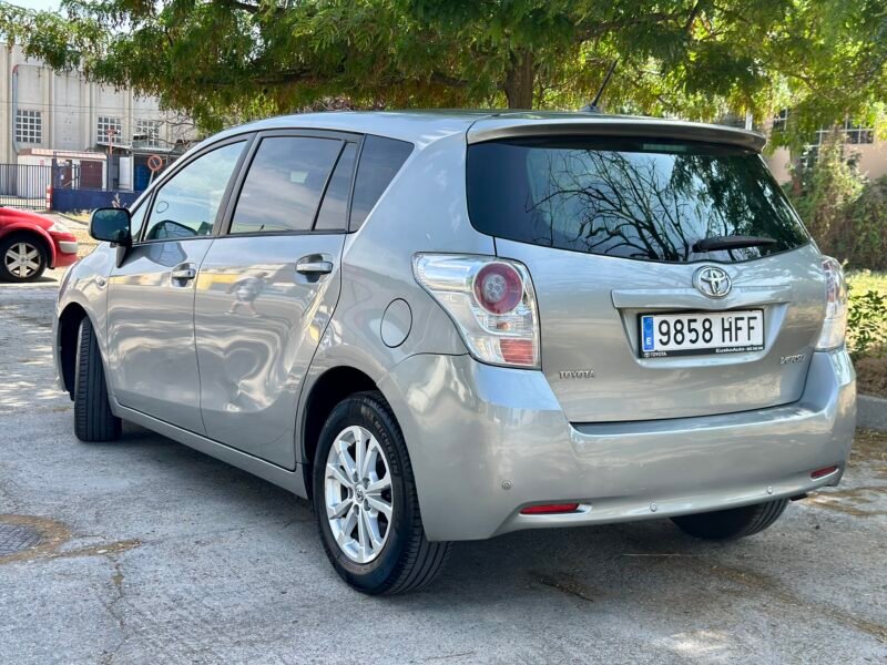 TOYOTA Verso 1.6 gasolina 132cv