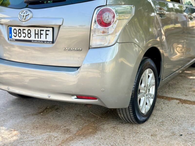 TOYOTA Verso 1.6 gasolina 132cv