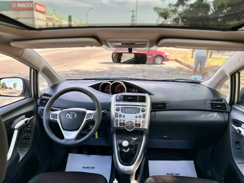 TOYOTA Verso 1.6 gasolina 132cv