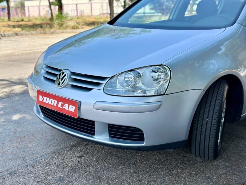 VOLKSWAGEN Golf 1.6 IGolf