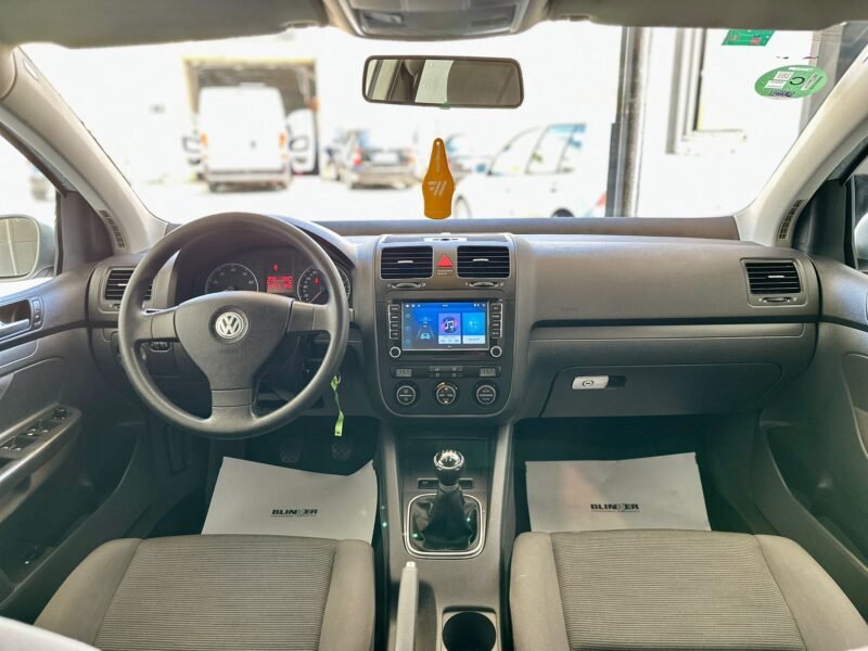 VOLKSWAGEN Golf 1.6 IGolf