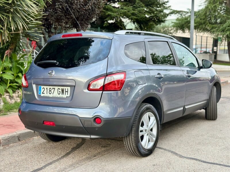 NISSAN Qashqai +2 2.0 gasolina