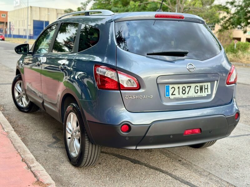 NISSAN Qashqai +2 2.0 gasolina