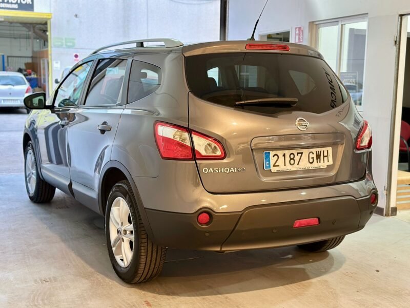 NISSAN Qashqai +2 2.0 gasolina