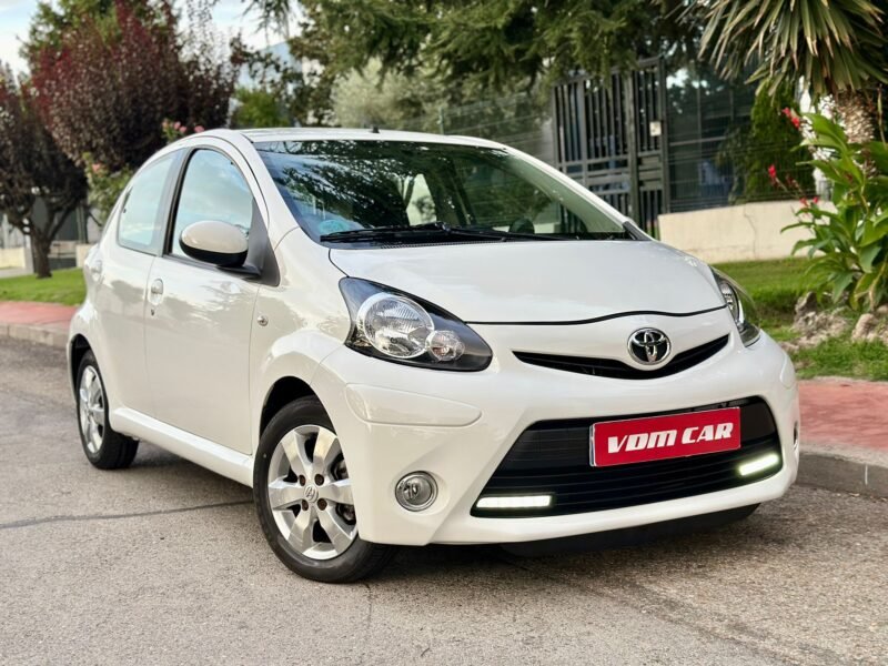 TOYOTA Aygo Citi 1.0 70cv