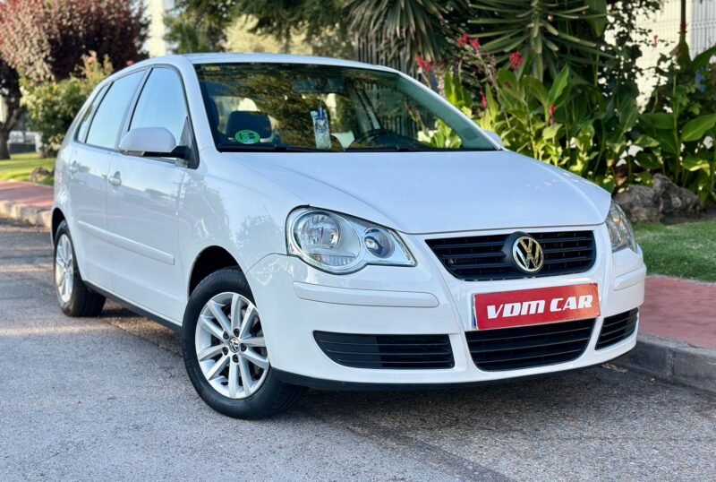 VOLKSWAGEN POLO 1.4 gasolina 80cv