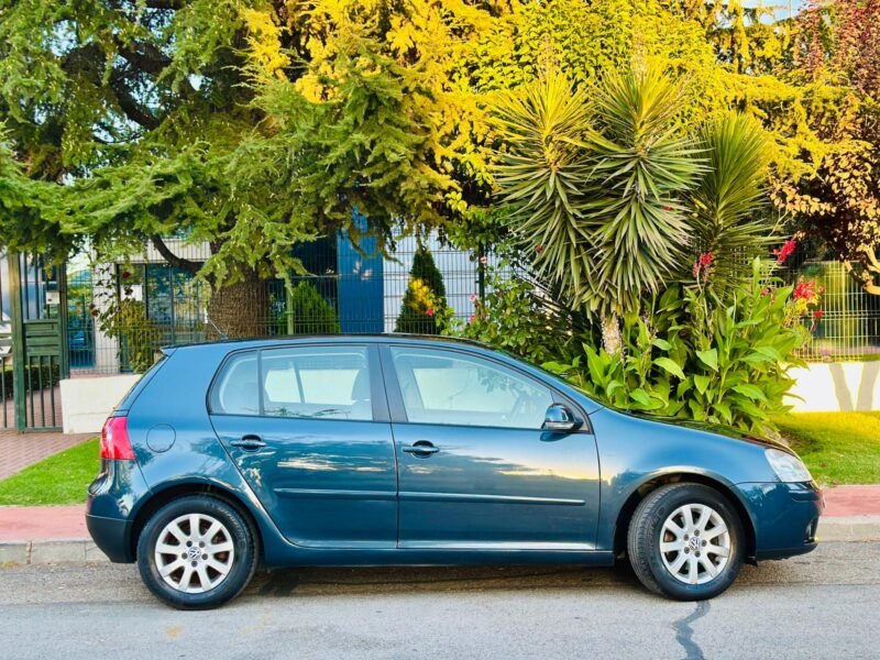VOLKSWAGEN Golf 1.6 Higline 102cv gasolina