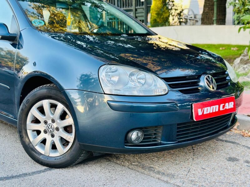 VOLKSWAGEN Golf 1.6 Higline 102cv gasolina