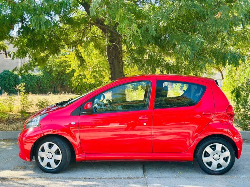 TOYOTA Aygo 1.0