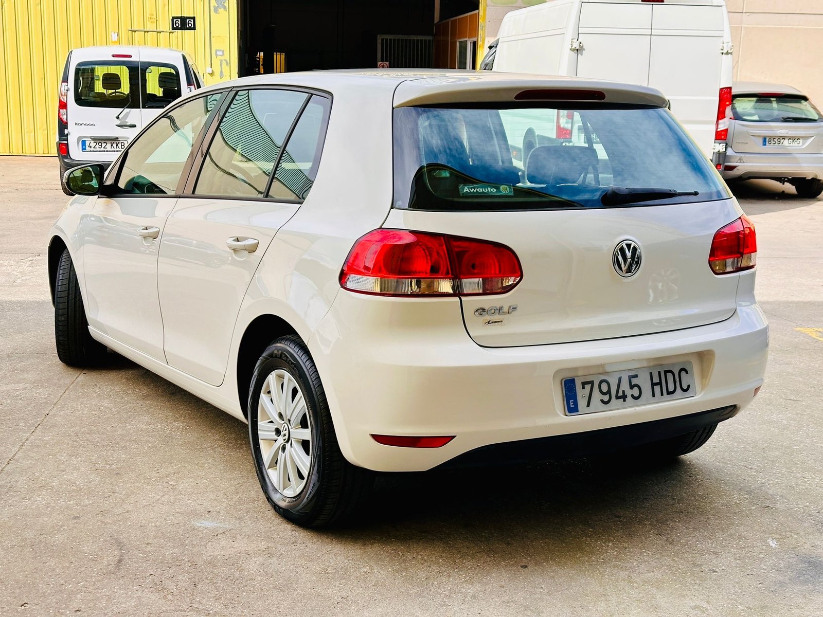 VOLKSWAGEN Golf 1.4 gasolina 80cv