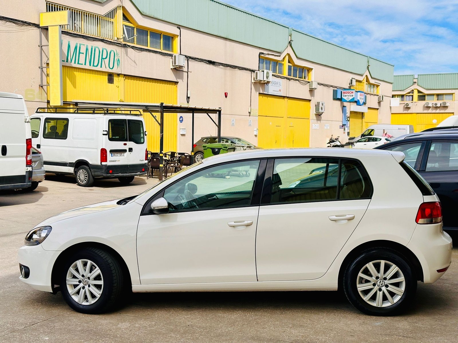 VOLKSWAGEN Golf 1.4 gasolina 80cv