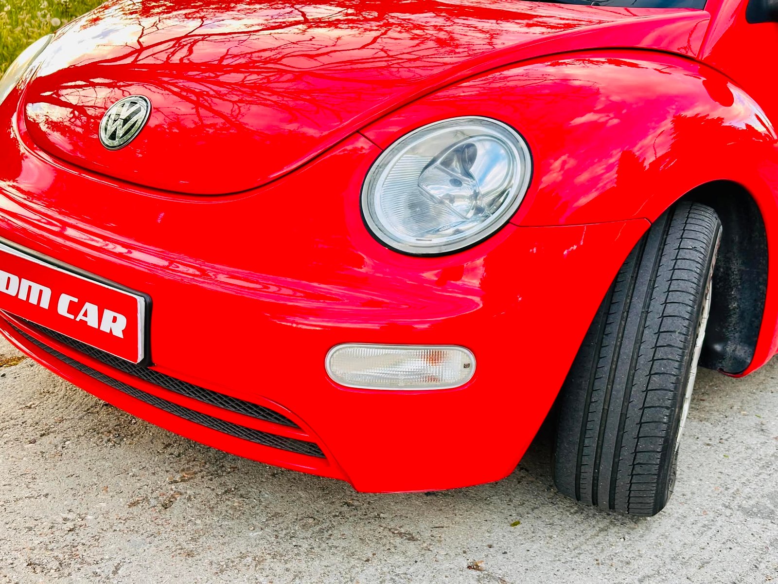 VOLKSWAGEN New Beetle 1.6 gasolina 102cv