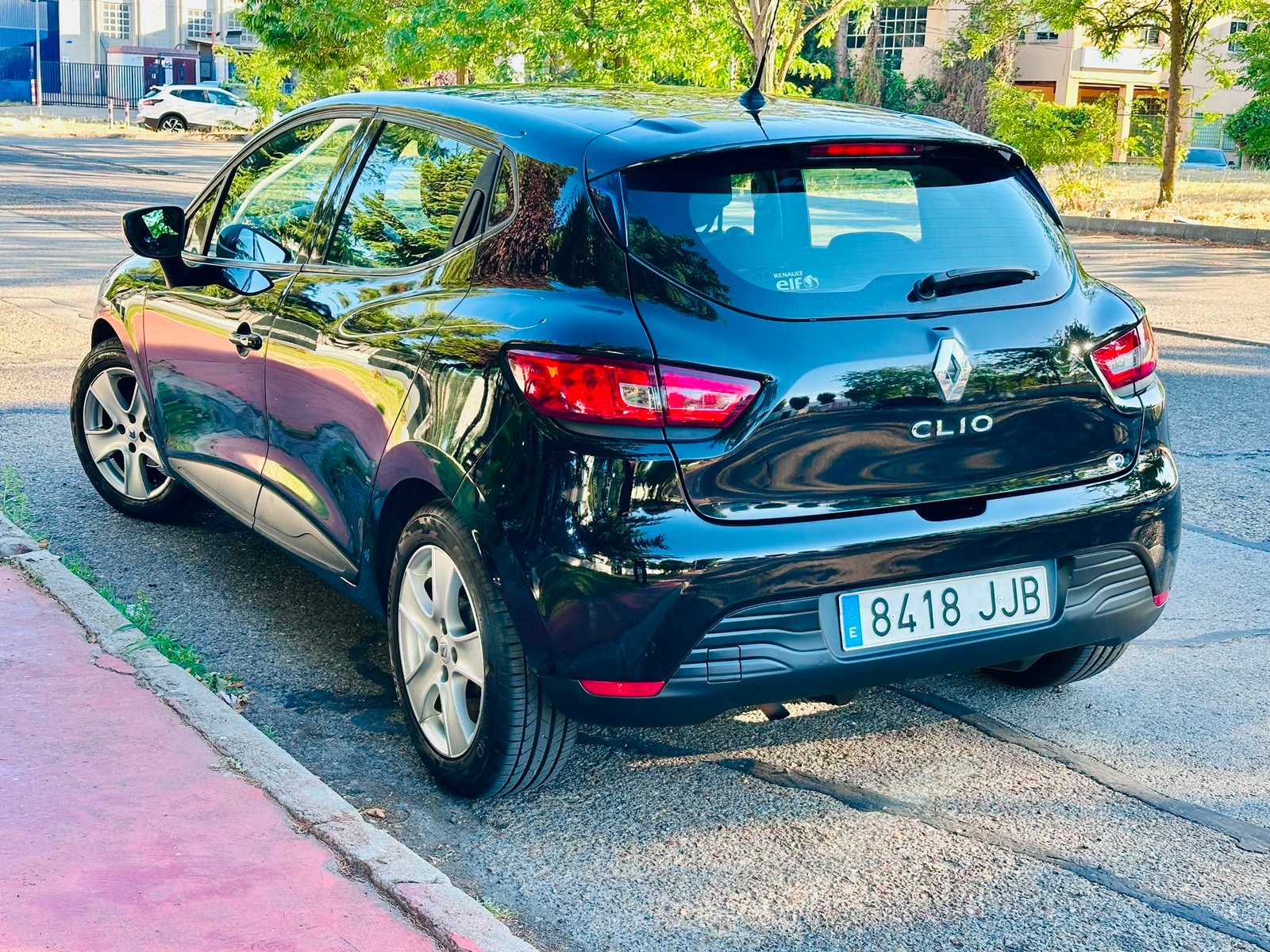 RENAULT Clio 1.2 Expresion 75cv