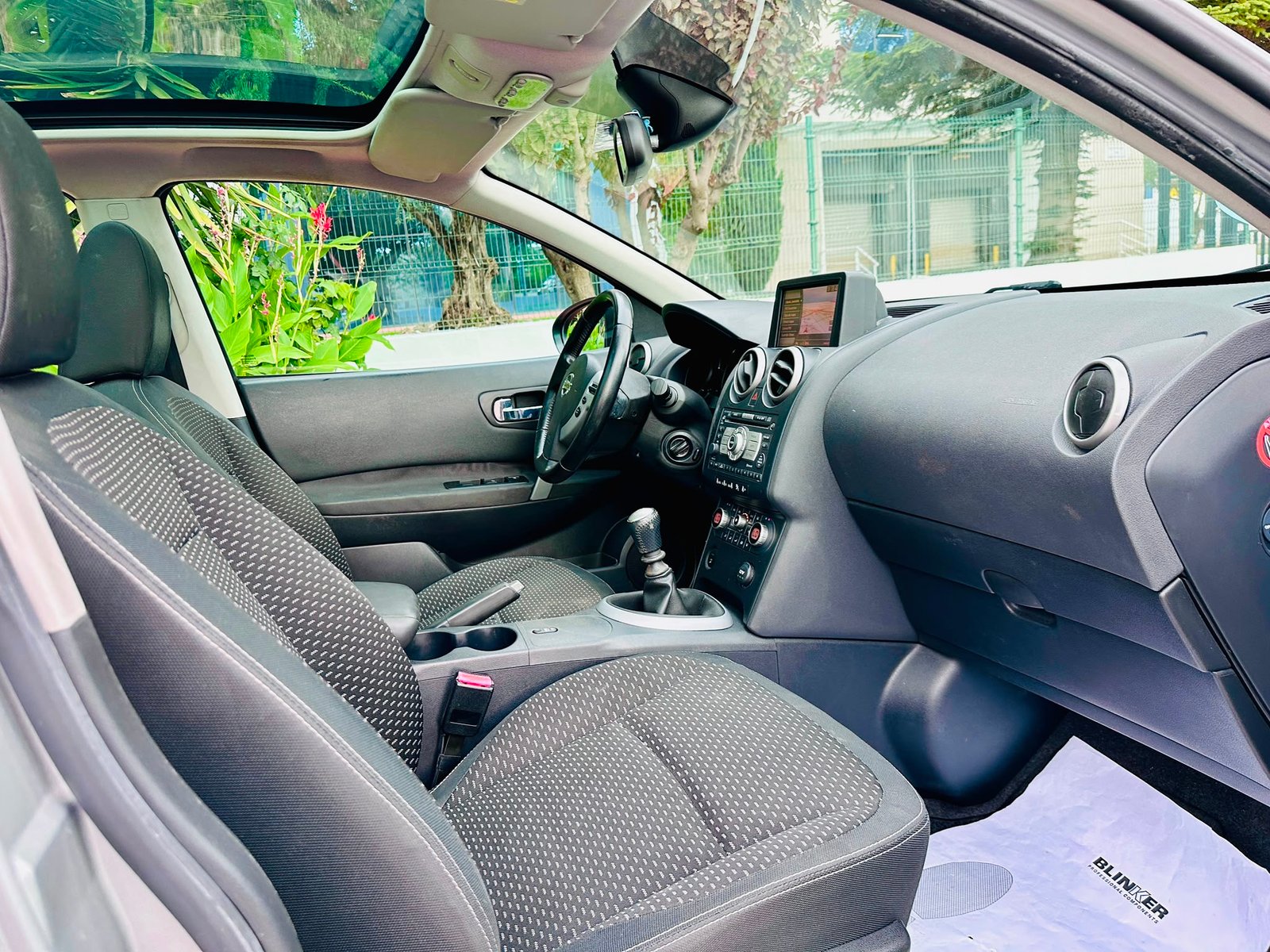 NISSAN Qashqai 2.0 Tekna 4×2