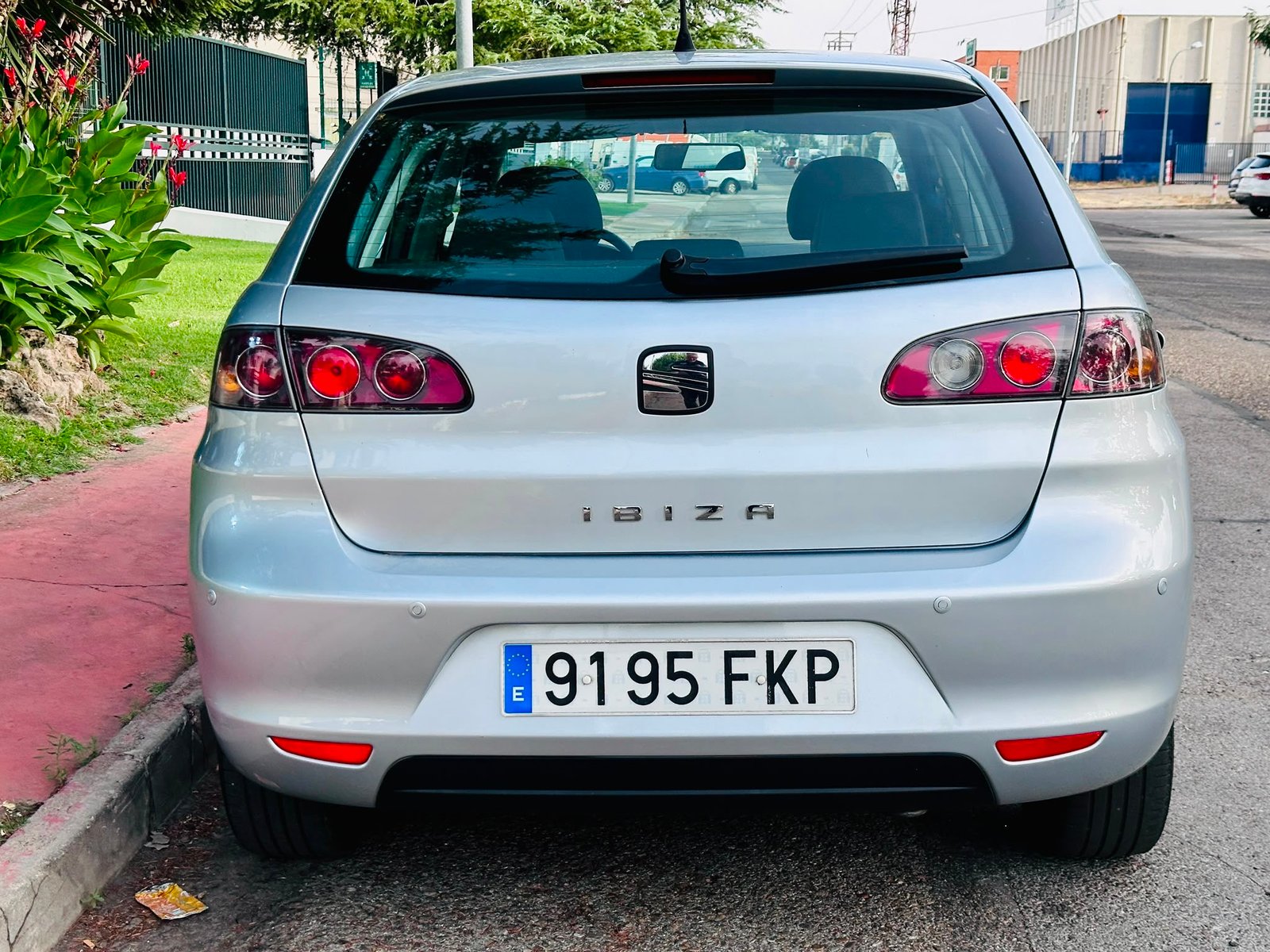 SEAT Ibiza 1.2Hit 70cv