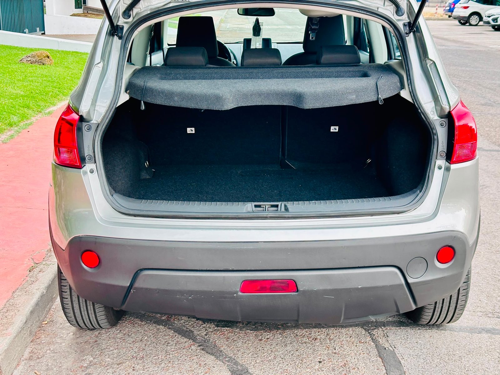 NISSAN Qashqai 2.0 Tekna 4×2