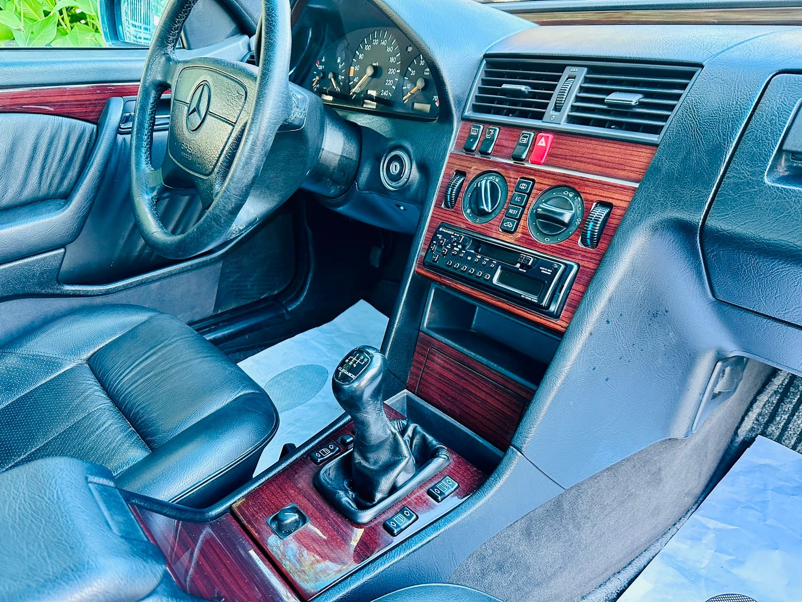 MERCEDES-BENZ Clase C C220