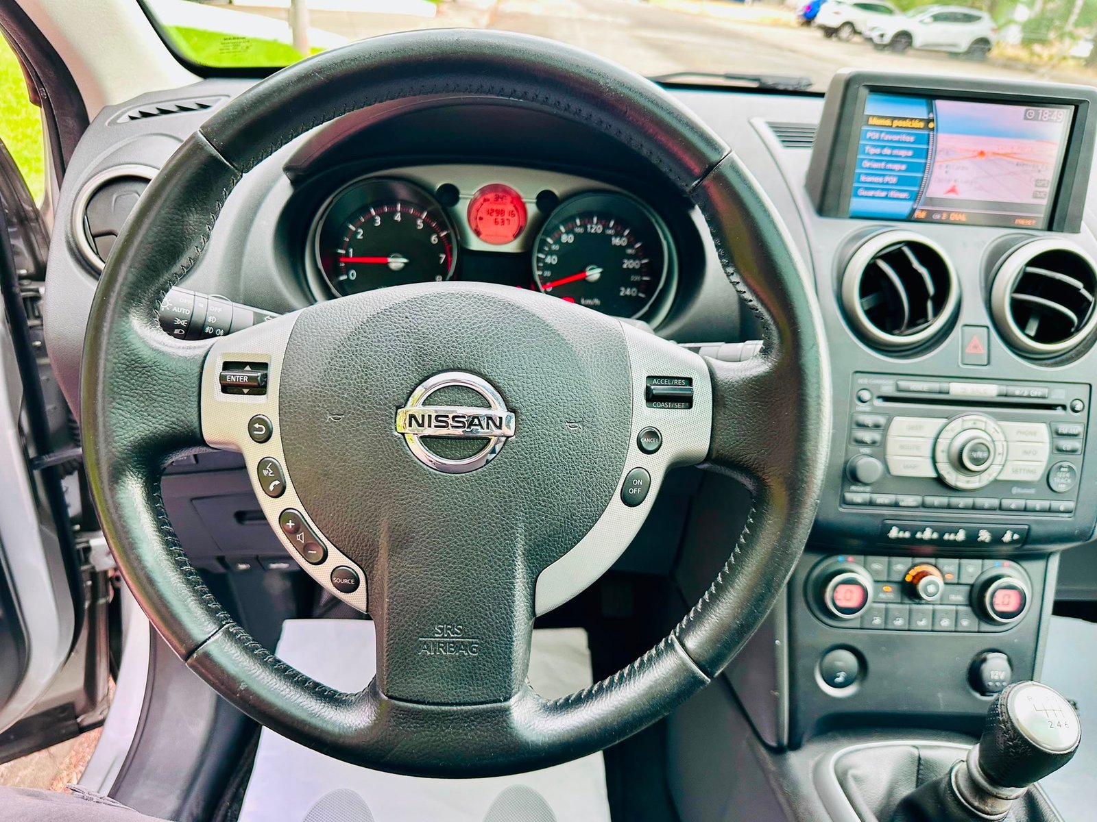 NISSAN Qashqai 2.0 Tekna 4×2
