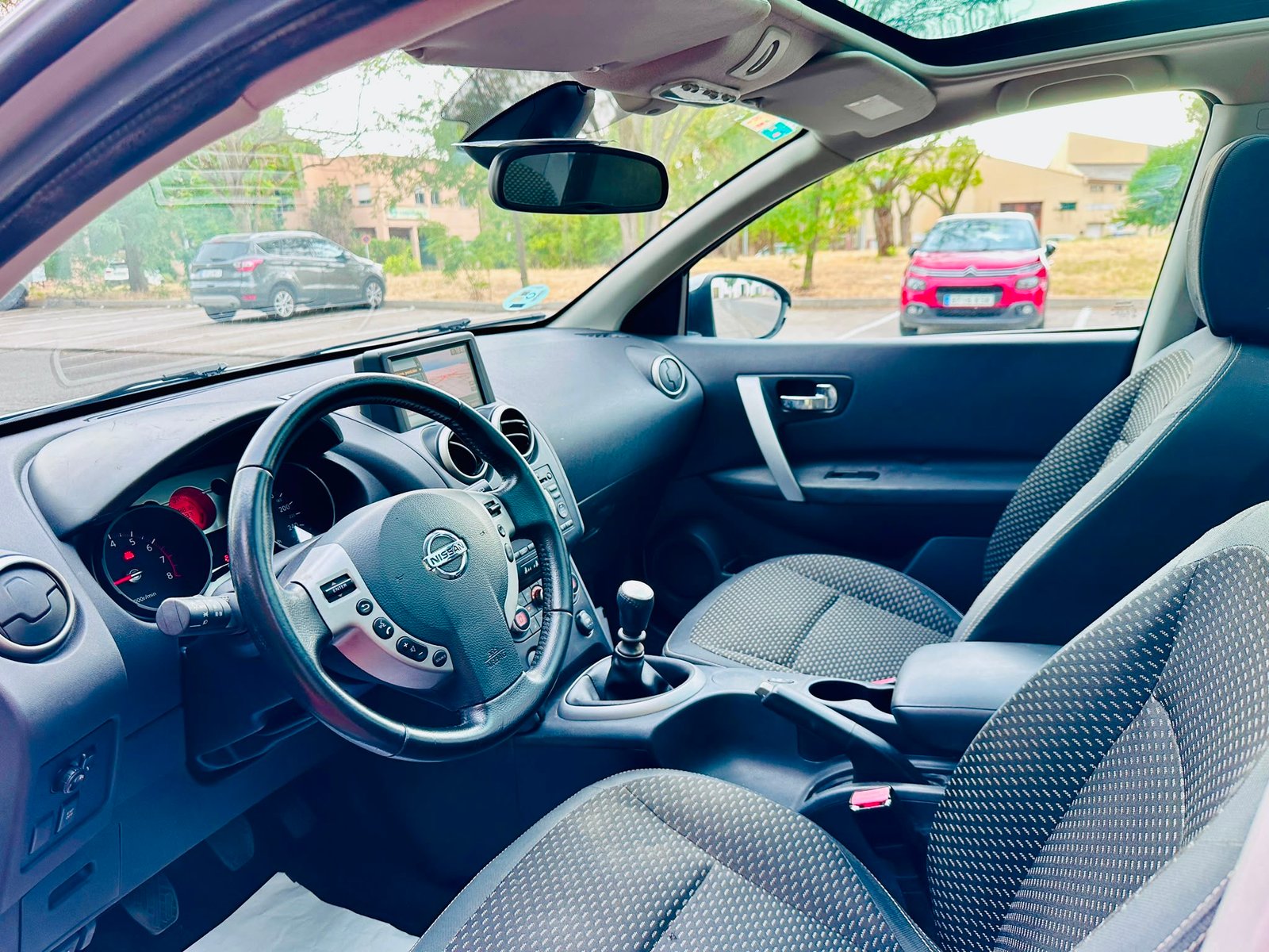 NISSAN Qashqai 2.0 Tekna 4×2
