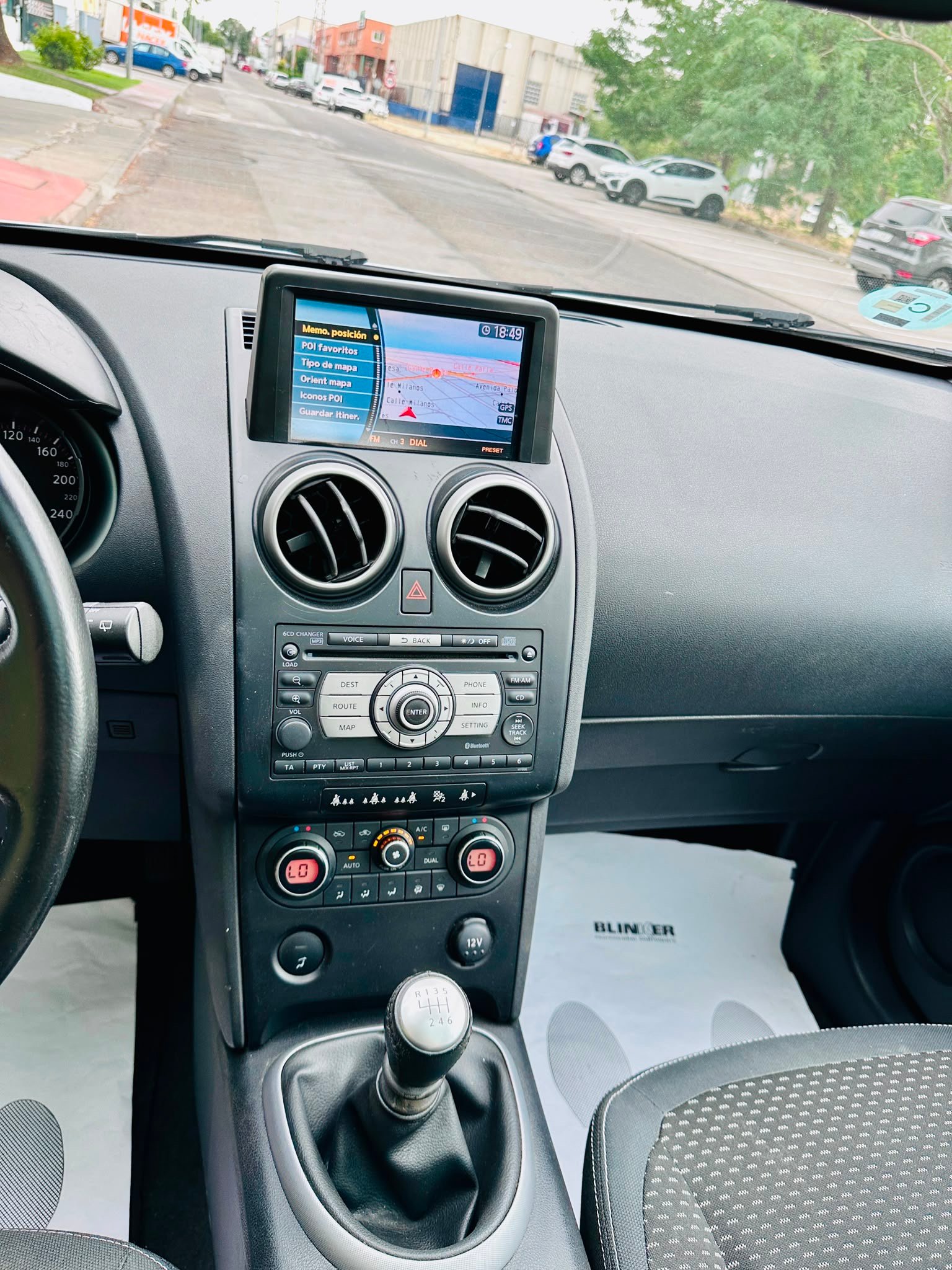 NISSAN Qashqai 2.0 Tekna 4×2
