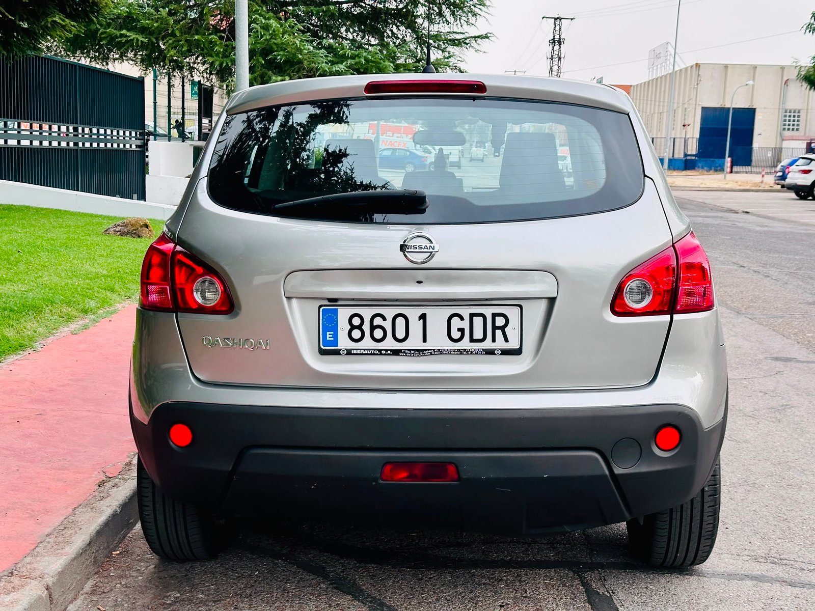 NISSAN Qashqai 2.0 Tekna 4×2