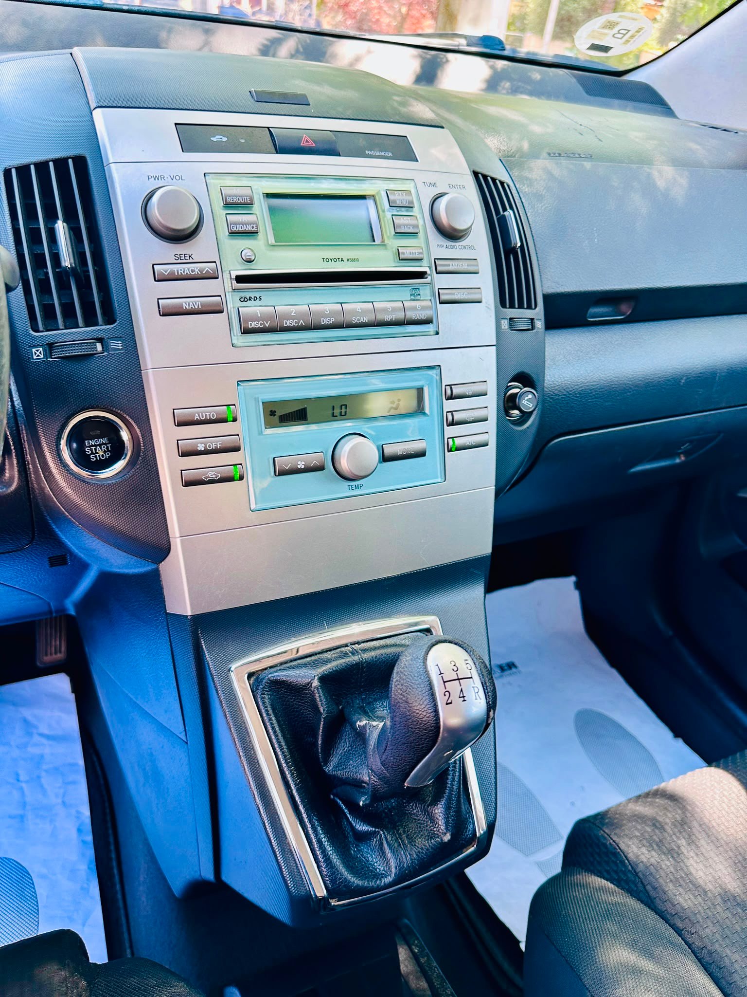 TOYOTA Corolla Verso 1.8