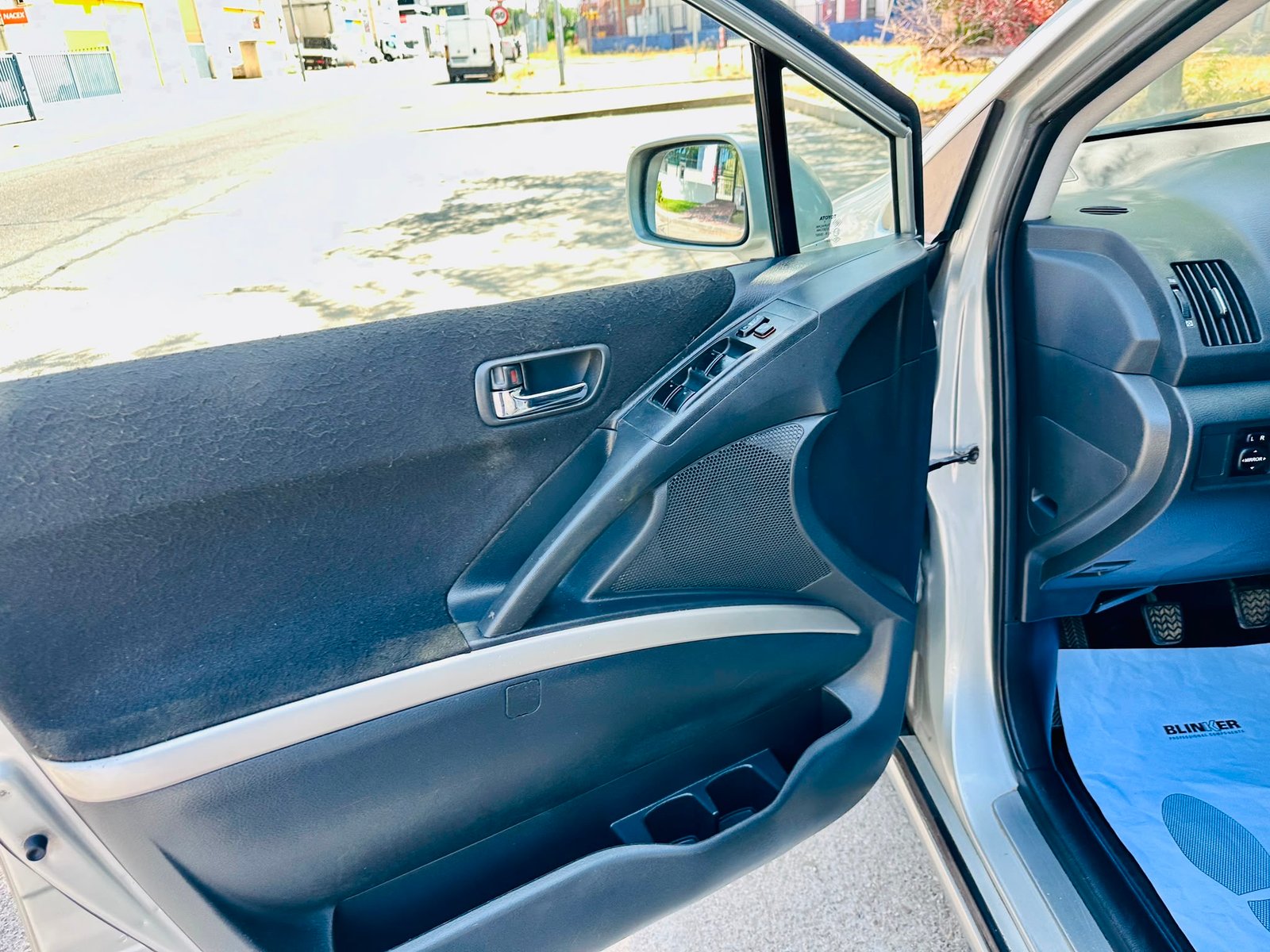 TOYOTA Corolla Verso 1.8